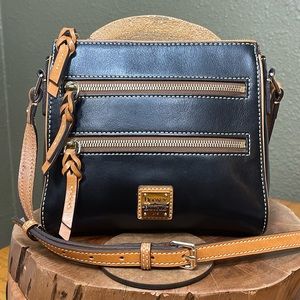 DOONEY & BOURKE PEYTON TRIPLE ZIP SMOOTH LEATHER CROSSBODY